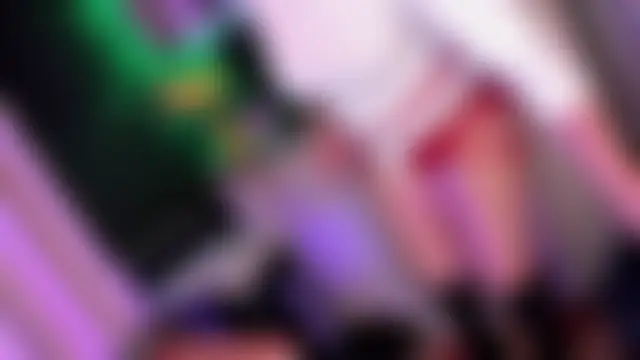 LaureenHills – live chatrum