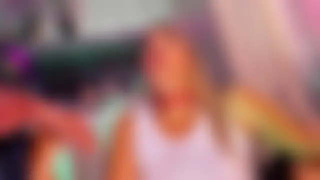 LaureenHills Obrolan Langsung XXX