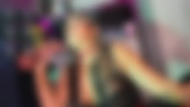 LaureenHillsn Live XXX chat
