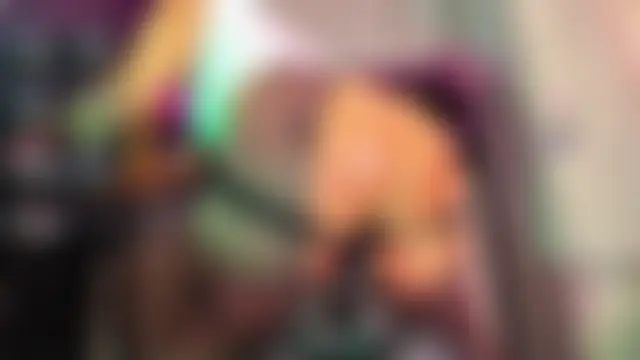 LaureenHills Adlı Modelin Canlı XXX Sohbeti