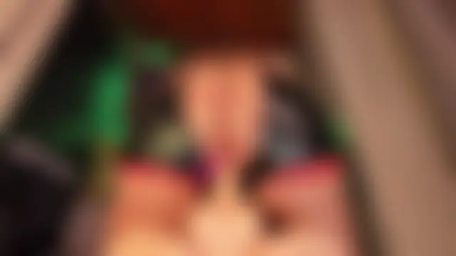 LaureenHills' Live Webcam Chat