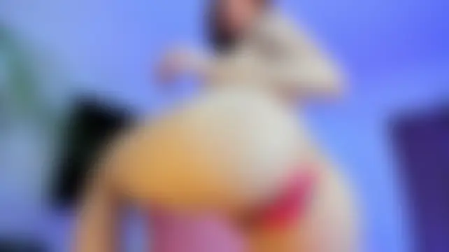 Yanna_miana Adlı Modelin Canlı XXX Sohbeti