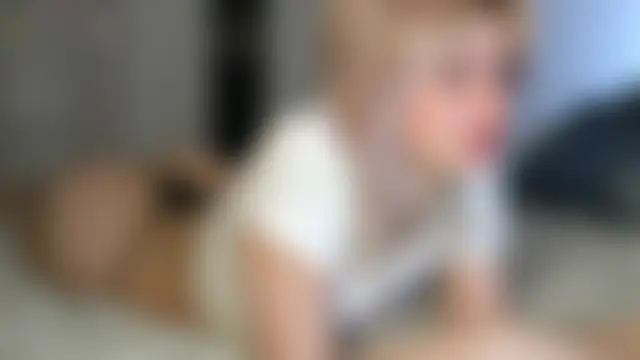 BabeHolly Live chatroom