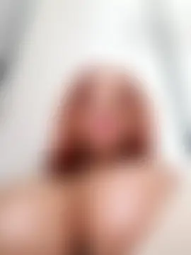 Busty_Bambiのライブチャットルーム