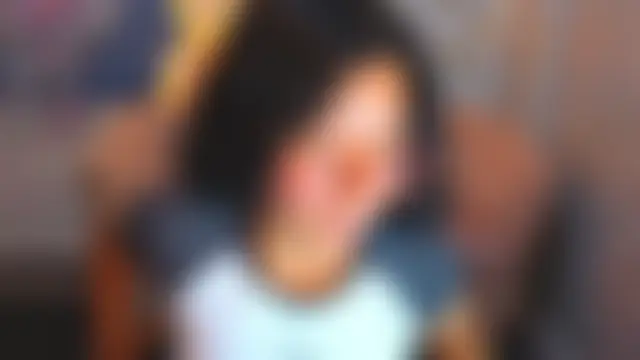 victoria_castillo_b's Live Chat Room