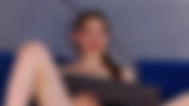 NicoleRosss élő chatszobája