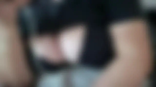 Linda_Vibes Adlı Modelin Canlı Sohbet Odası