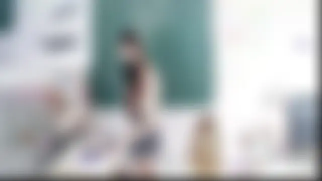 _Math_ Adlı Modelin Canlı Sohbet Odası