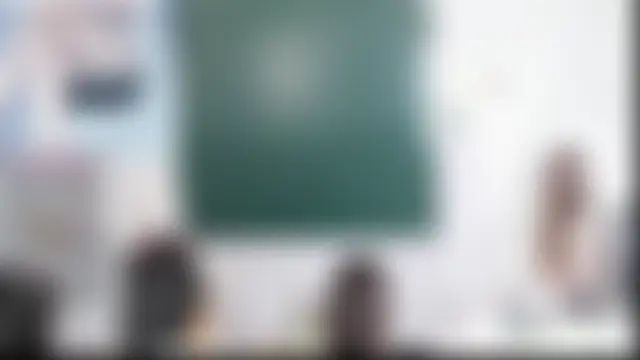 _Math_: διαδικτυακό σόου στην κάμερα