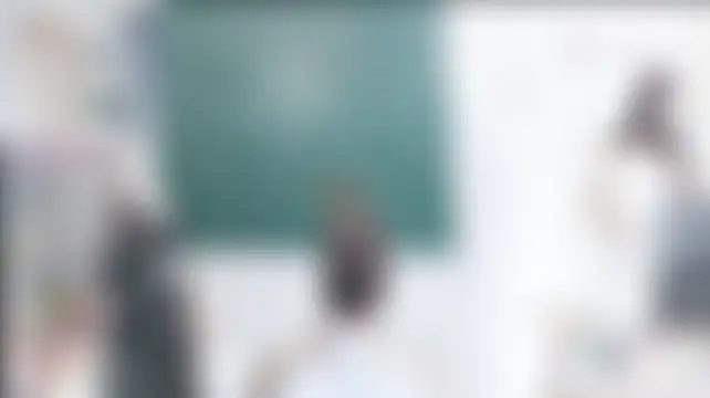 _Math_ Adlı Modelin Canlı Sohbet Odası