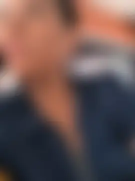 Francesca_ferrari élő chatszobája