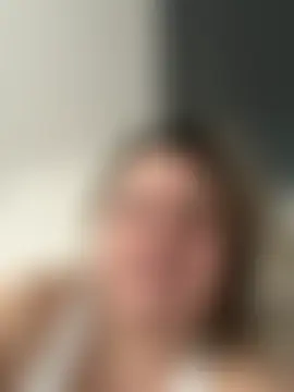 MikyVesela Adlı Modelin Canlı Sohbet Odası