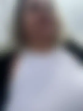 ห้องแชทสดของ MikyVesela