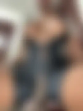 sweetsarabig22cm 现场性爱视讯表演