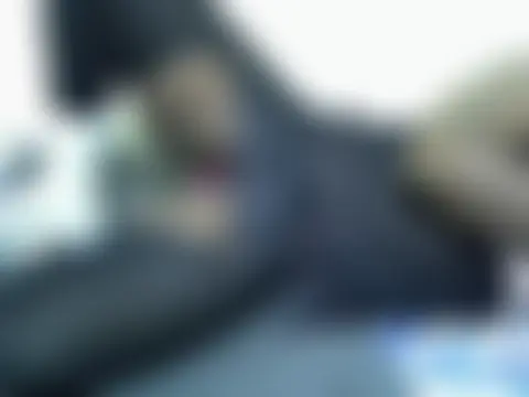 חדר צ'אט בשידור חי של doctor_deee