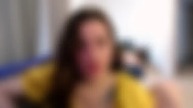Helen_Adams_: δωμάτιο απευθείας συνομιλίας