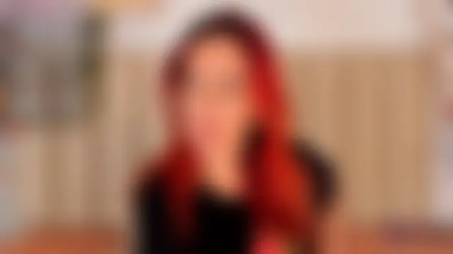 ivone_adams' Live Chat Room