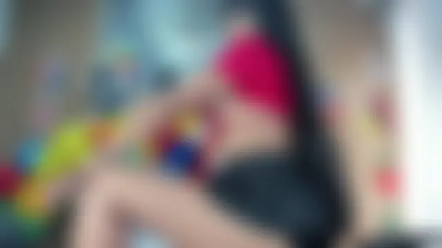 Lili_16 élő XXX-chatje