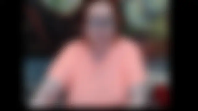 PlayfullMature élő chatszobája