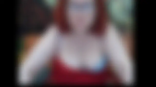 PlayfullMature élő XXX-chatje