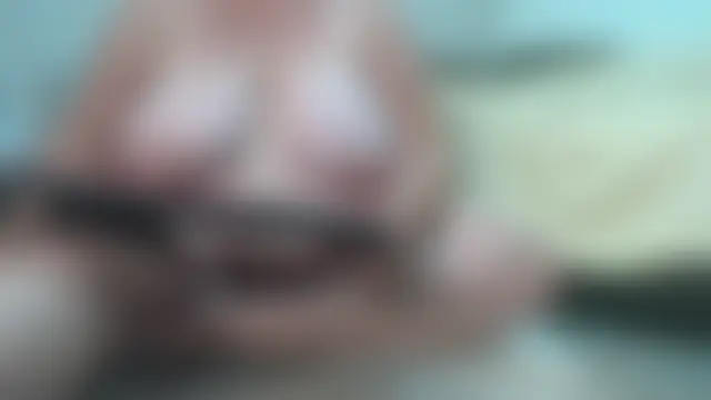 EmmaSquirt élő XXX-chatje