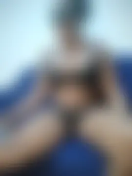 Živá chatovací místnost AmusedHalon