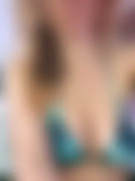 AnnikaRose – Naživo chatovacia miestnosť