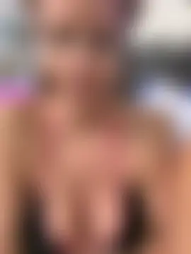 AnnikaRose – Naživo chatovacia miestnosť