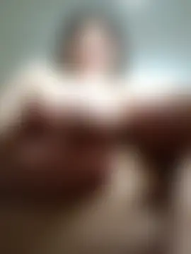 hugebobbs Live chatroom