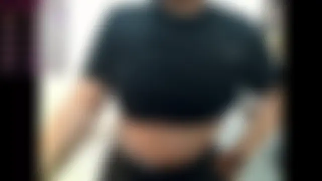 Show modela Bigcocksexyluisa na web-kameri