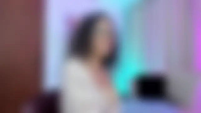 StarMilf's Live Chat Room