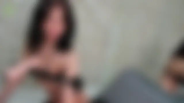 CarolBarker: διαδικτυακό σόου στην κάμερα