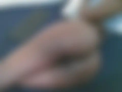 lella-0: δωμάτιο απευθείας συνομιλίας