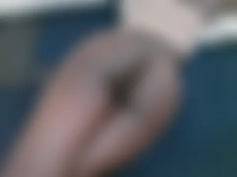 lella-0's Live Chat Room