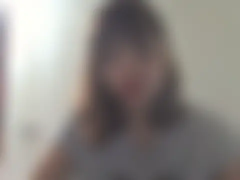 Chat soba uživo modela Angela-Eira