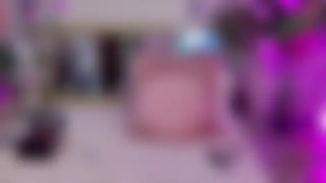 Phòng Chat Trực Tiếp ArianaArianna