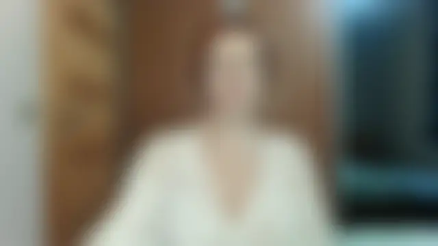 LoraLoraMay élő chatszobája