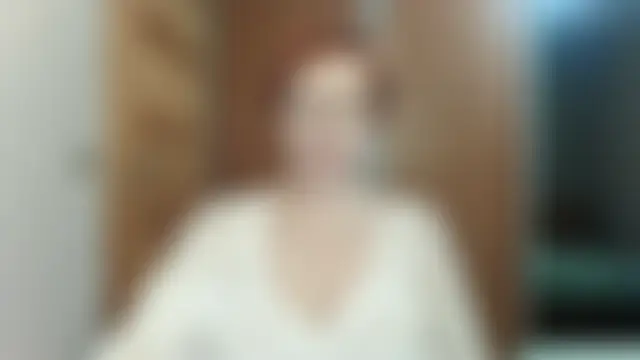 LoraLoraMay – live chatrum