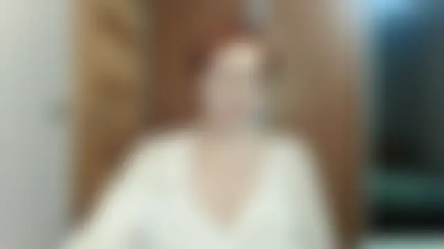 LoraLoraMayのライブチャットルーム