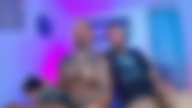 Adil_aminnn Webbikameraesitys