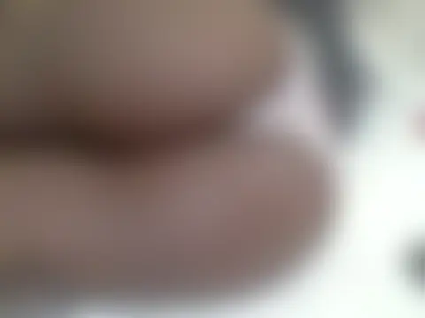 Živá chatovací místnost Pretty_ellahh