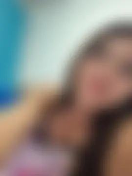 mia_cooper_24 即時聊天室