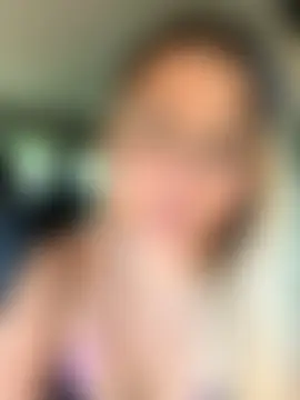 غرفة دردشة EmyLana المباشرة