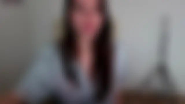 Jullyenn3's Live Chat Room