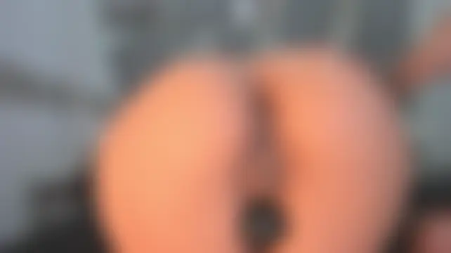 Sensually_Explosive élő chatszobája