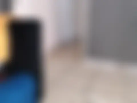 CREAMYCUPCAKExxx Adlı Modelin Canlı Sohbet Odası