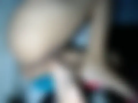 jos_little1 Adlı Modelin Canlı Sohbet Odası