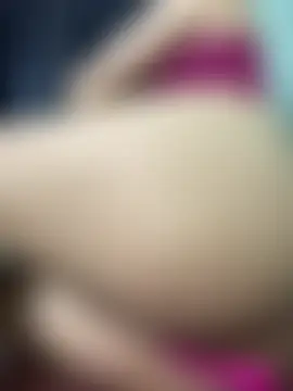 חדר צ'אט בשידור חי של Ly_Coca2