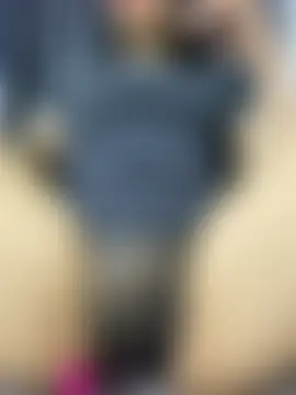Ly_Coca2 Adlı Modelin Canlı Sohbet Odası