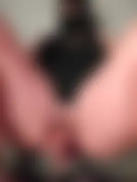 -Soror Adlı Modelin Canlı Sohbet Odası